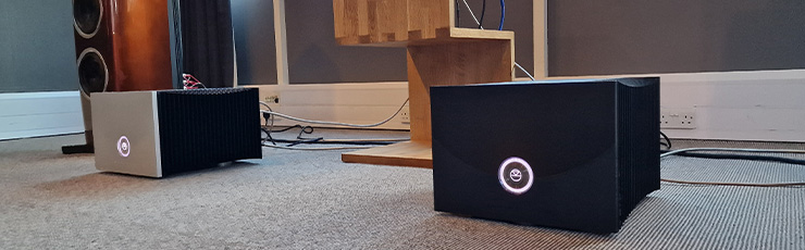 Linn Klimax Solo 800 Amplifiers with a 360 speaker