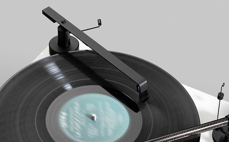 Project Sweep-IT E Real-time vinyl brush cleaning a spinning record