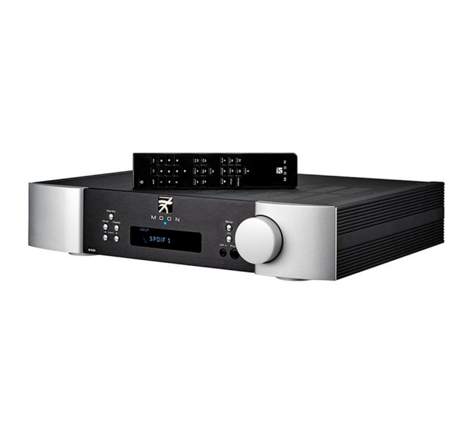 MOON 240i Stereo Integrated Amplifier with remote control on top.