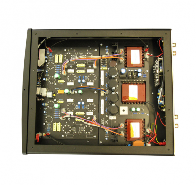 Synthesis Action A50 Taurus Amplifier inside view