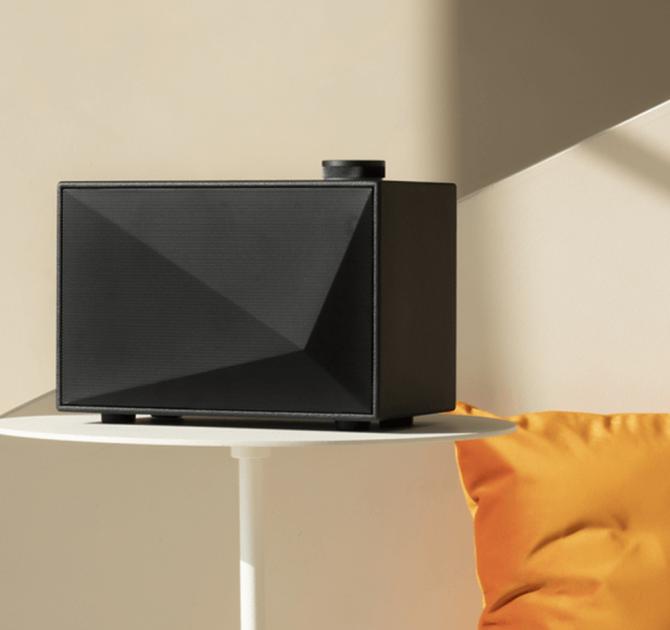 Astell & Kern ACRO BE100 Home Audio-Speaker in black