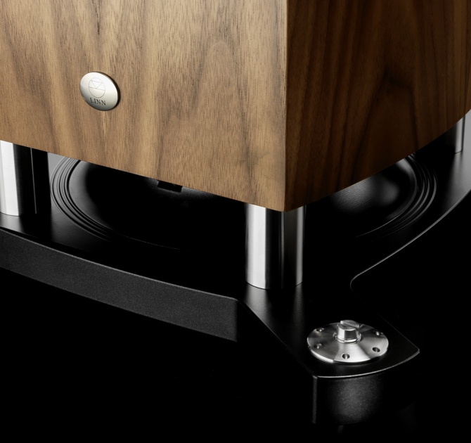 Linn Akubarik Exakt Loudspeaker - close-up of the front of the base