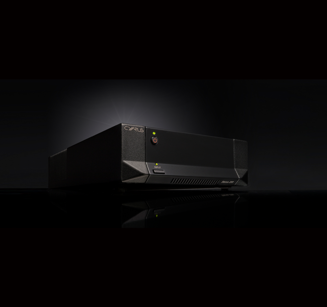 Cyrus Stereo 200 Power Amplifier on a black background.