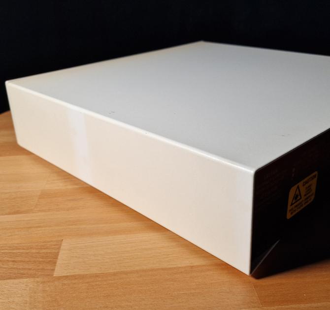 Linn Classik Music side view
