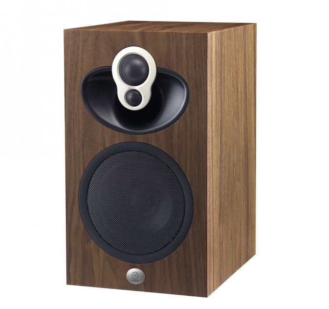 Linn Majik 109 Loud Speakers in walnut.