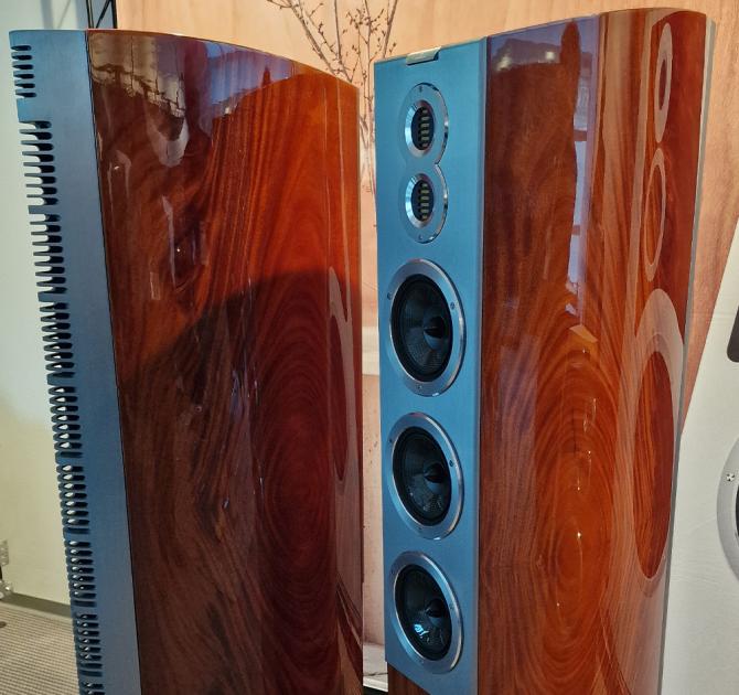 A pair of Audiovector R10 Arreté Loudspeakers at the Munich HiFi Show