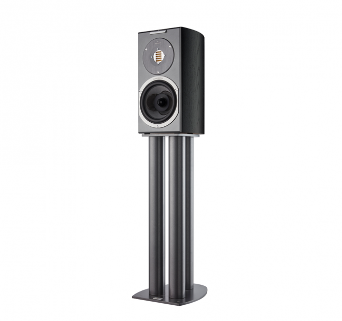 Audiovector R1 Arreté in black ash