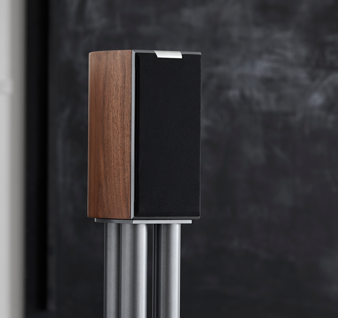 Audiovector R1 Arreté 
