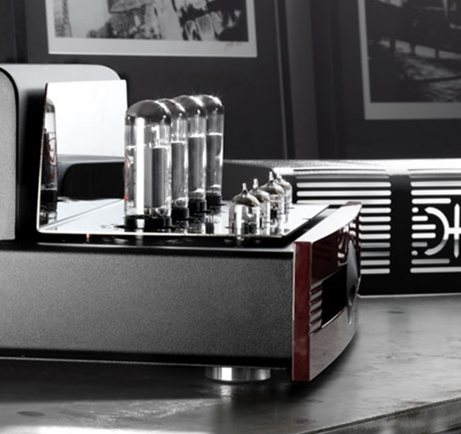 Synthesis Roma 753AC Amplifier