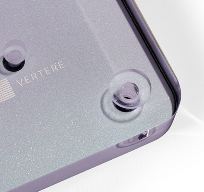 Vertere Acrylic corner