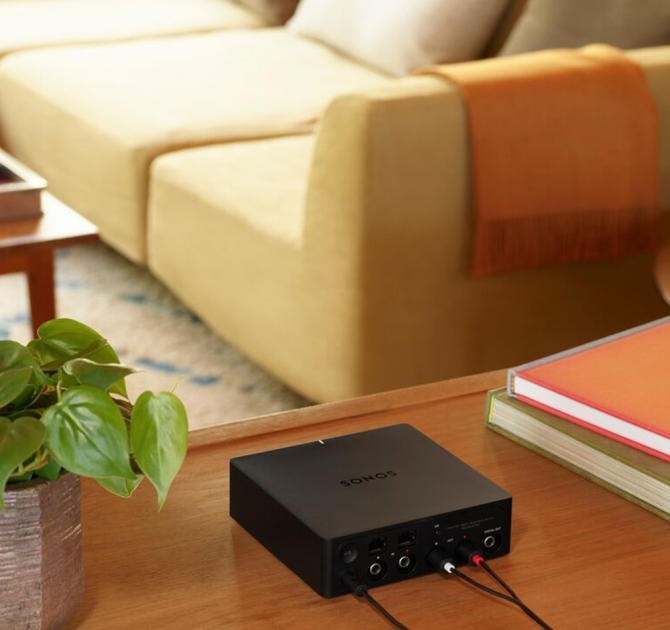 SONOS Port top, side and rear view