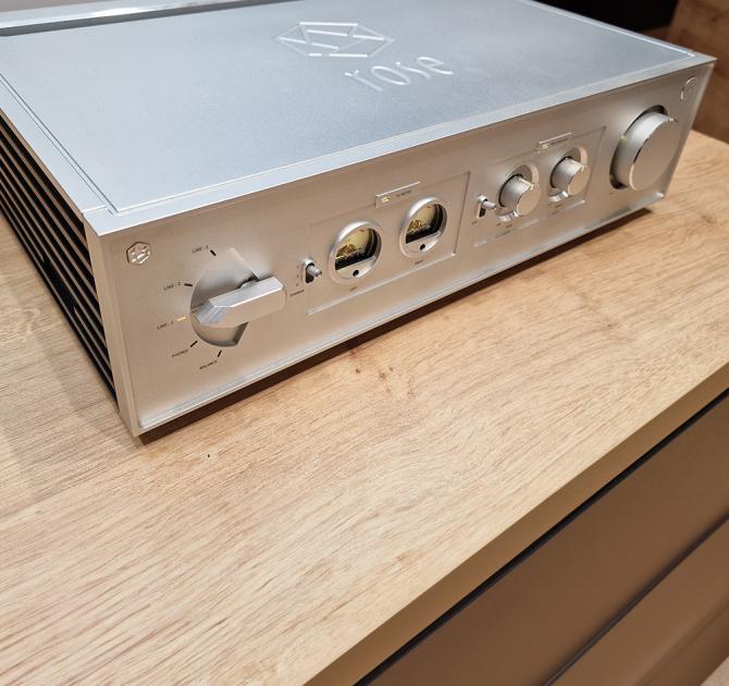 HiFi Rose RA280 