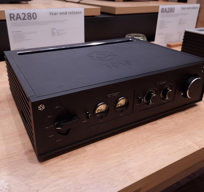 HiFi Rose RA280 