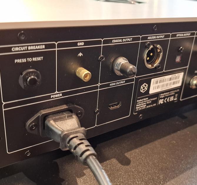 HiFi Rose RS130