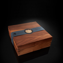 Nordost Odin Gold Bi-Wire Jumper box