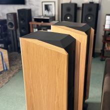 Ex-Demo Kudos Titan 707 - Oak