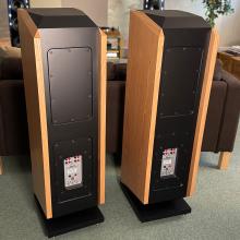 Ex-Demo Kudos Titan 707 - Oak