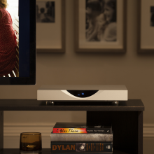 Linn Klimax DSM next to a television.
