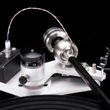 VPI Prime 21 Plus Turntable.  Close-up of the tonearm connection.