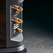 Audiovector R8 Arreté Loudspeaker rear bottom close-up