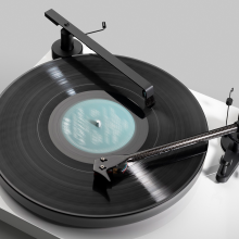 Project Sweep-IT E Real-time vinyl brush in black on a record